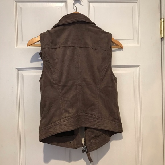 Abercrombie brown suede vest (new with tags) - Picture 5 of 5